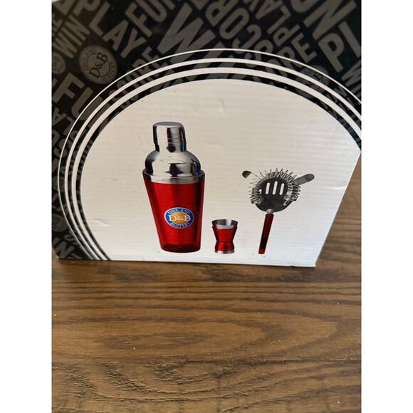 D&B Dave & Buster’s Cocktail Shaker Set – Shaker, Strainer & Jigger - Picture 9 of 10